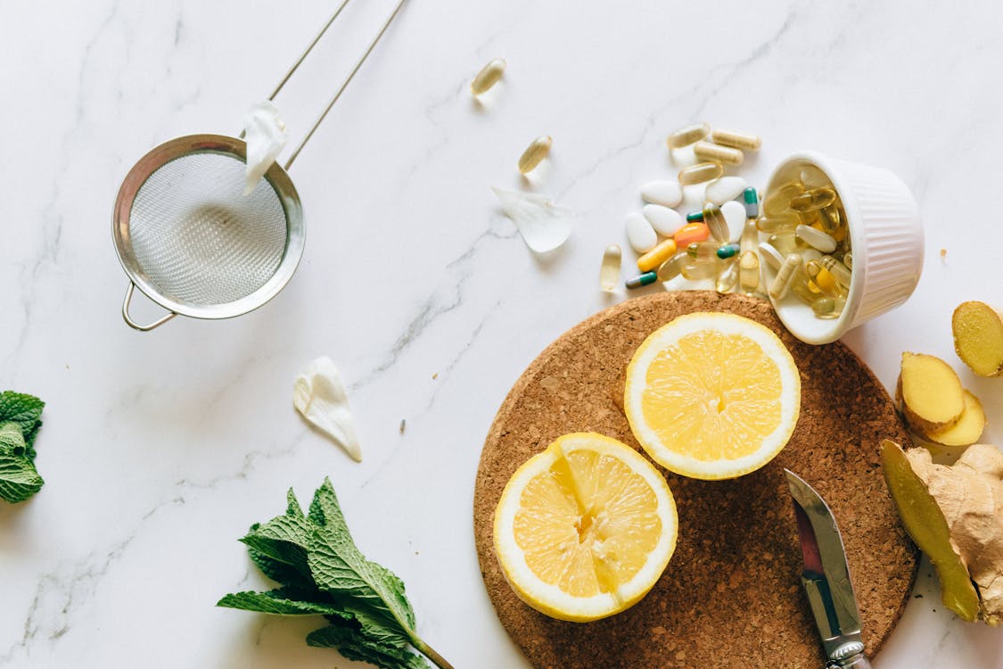 Diet & Eye Dryness: Foods & Supplements That Help