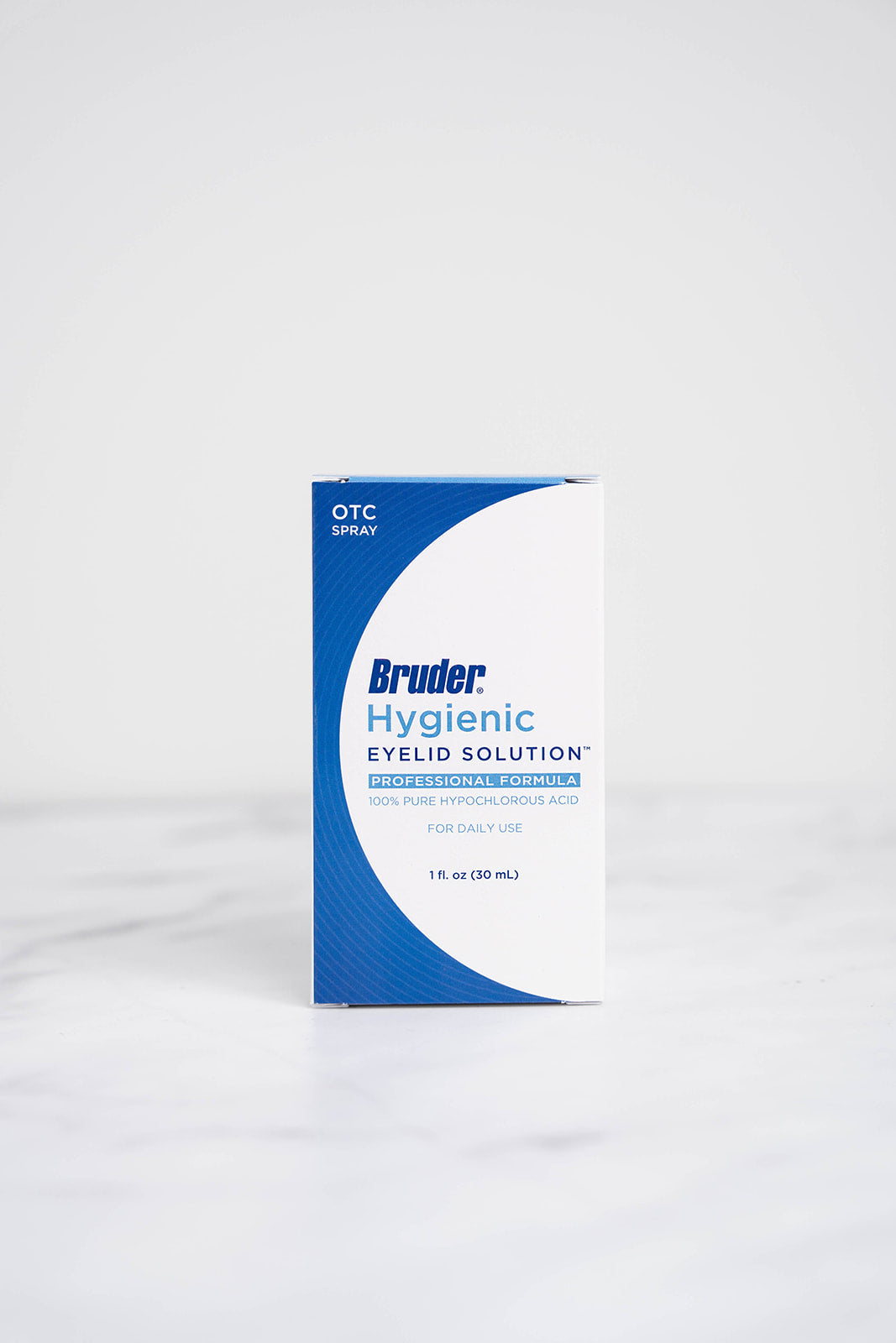 A 30ml bottle of Bruder Hygenic Eyelid Solution.